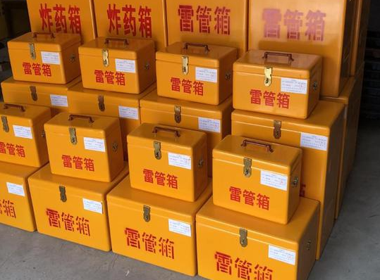 共和玻璃钢雷管箱的使用寿命一般是多少？