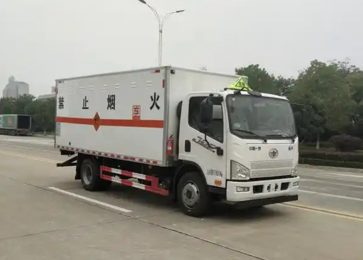 共和爆破器材运输车可以上高速吗？