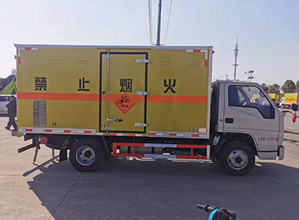 共和爆破器材运输车技术升级与安全合规新趋势